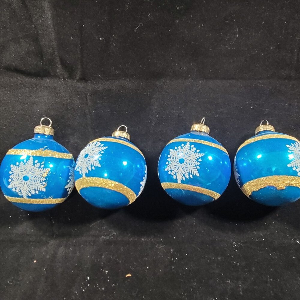 Set Of 4 Snowflake Design Christmas Tree Ball Ornaments Vtg Gold Glitter - Picture 2 of 10